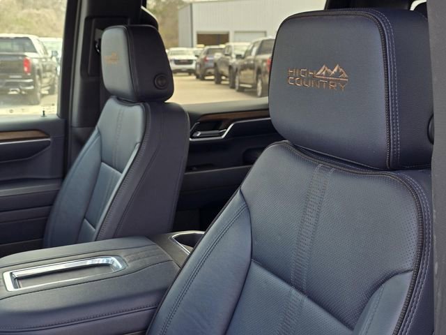 Used 2022 Chevrolet Silverado 1500 High Country w/ LPO, Dark Essentials Package image 22