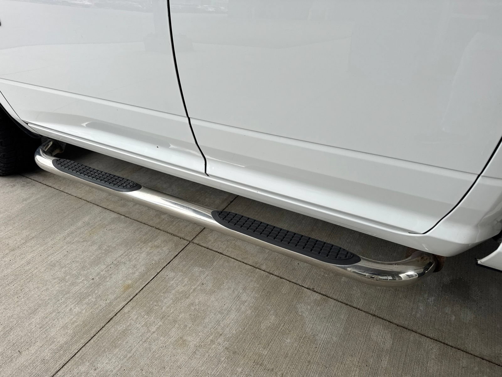 Used 2018 RAM 1500 ST w/ SXT Appearance Group AWD/4WD image 16