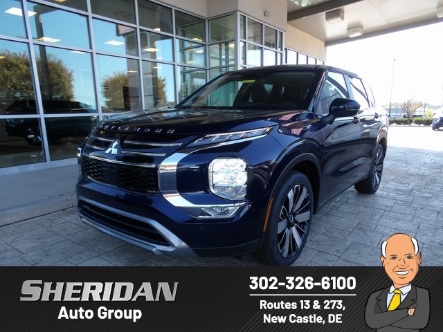 New 2025 Mitsubishi Outlander SE image 1
