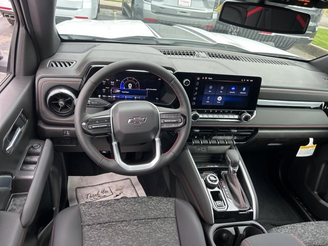 New 2026 Chevrolet Colorado Z71 w/ LPO, Hood Decal Package image 27