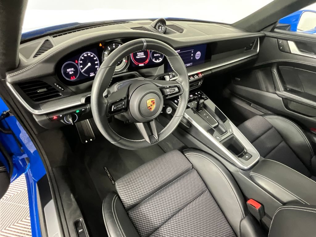 Used 2022 Porsche 911 Turbo AWD/4WD image 10