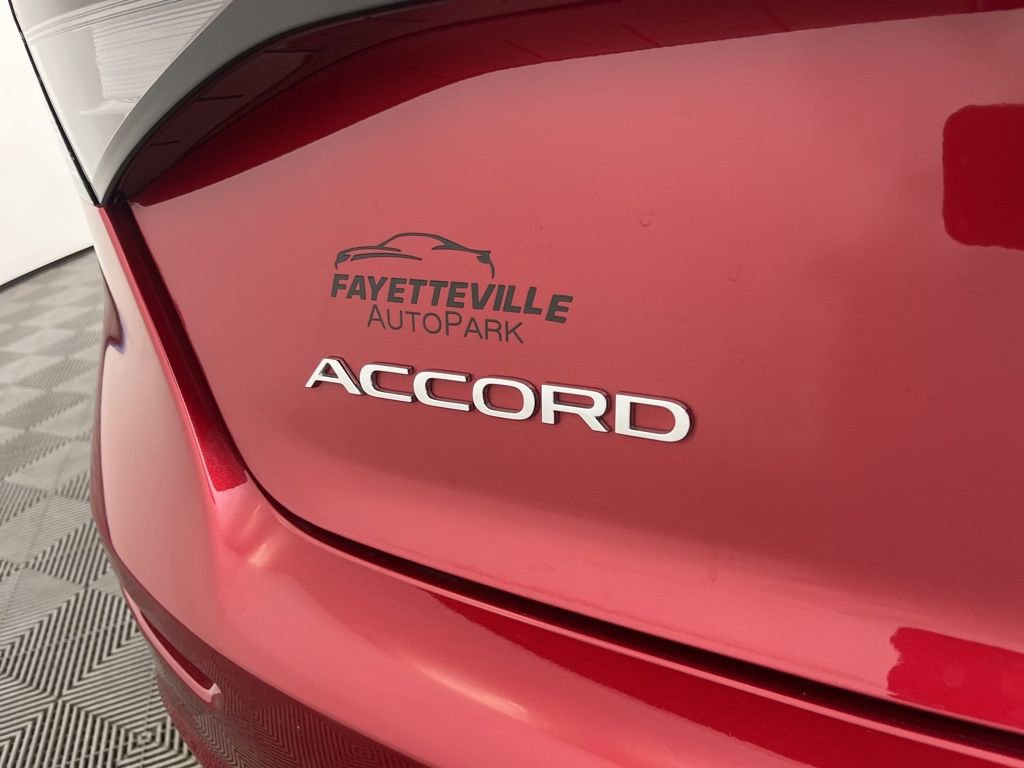 Certified 2025 Honda Accord SE image 18