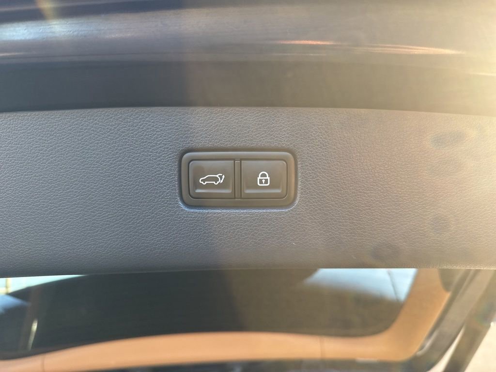 Used 2021 Genesis GV80 2.5T w/ Prestige Package 04 image 20