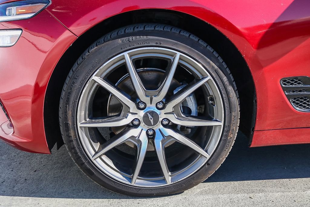 Used 2023 Genesis G70 2.0T image 11