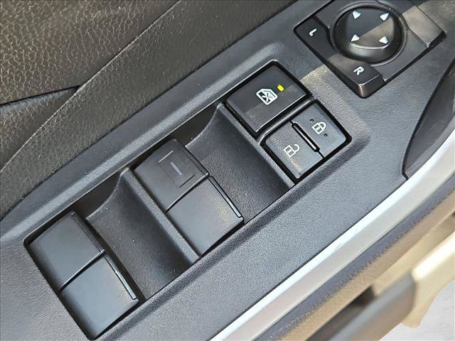 Used 2024 Toyota RAV4 LE AWD/4WD image 11