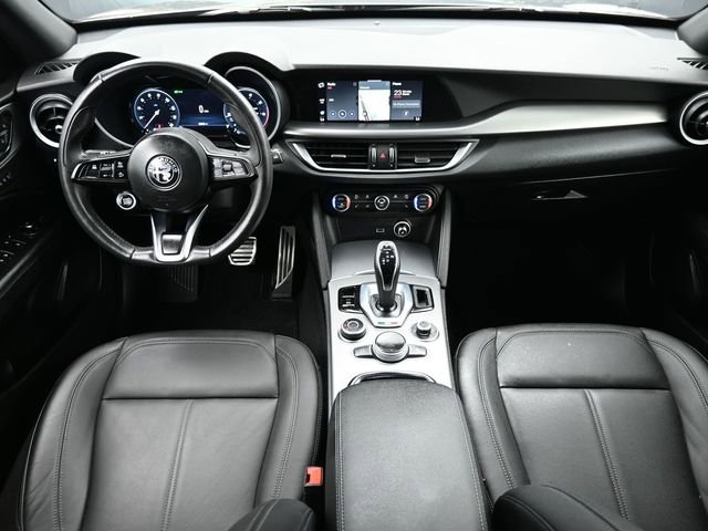 Used 2024 Alfa Romeo Stelvio Ti image 12