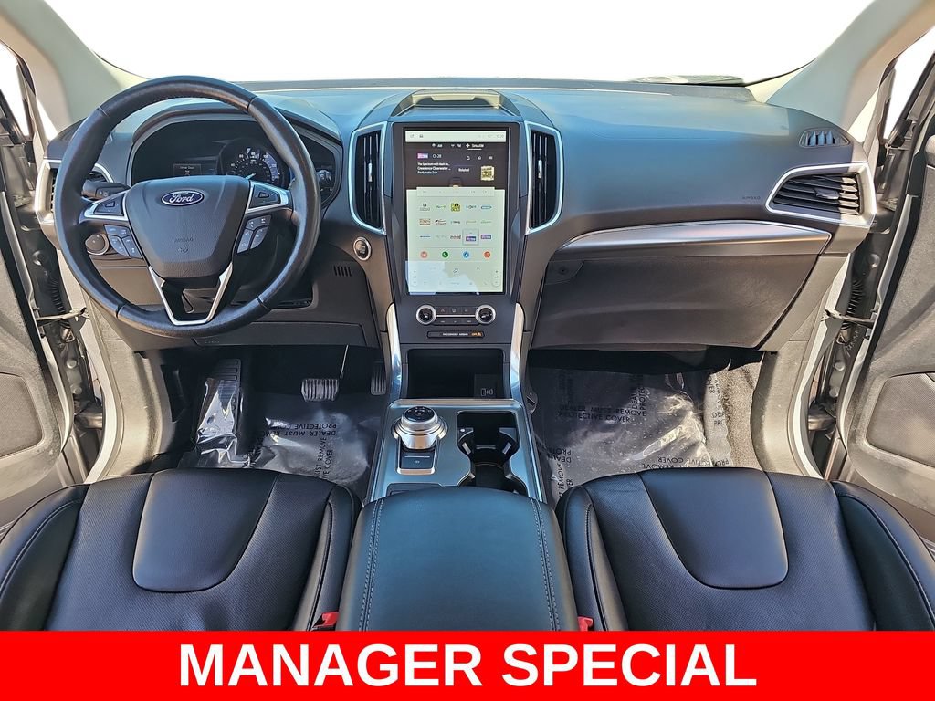 Used 2022 Ford Edge Titanium w/ Equipment Group 301A AWD/4WD image 9