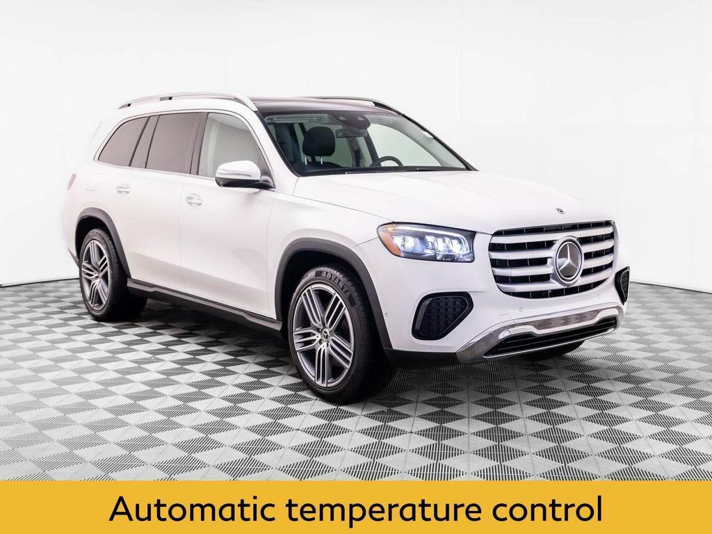 Used 2024 Mercedes-Benz GLS 450 4MATIC image 8