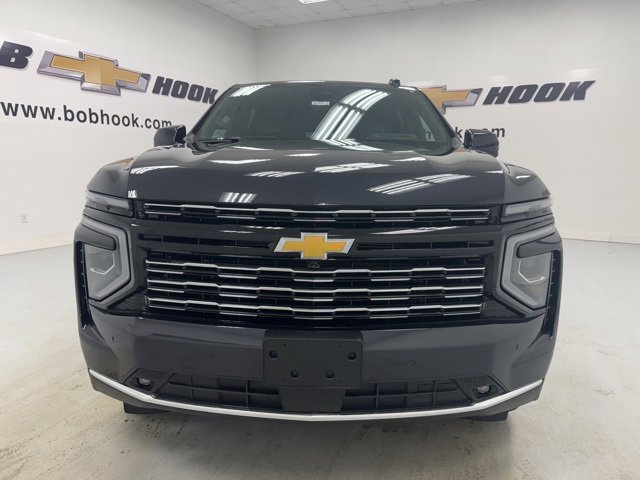 New 2026 Chevrolet Suburban High Country image 2