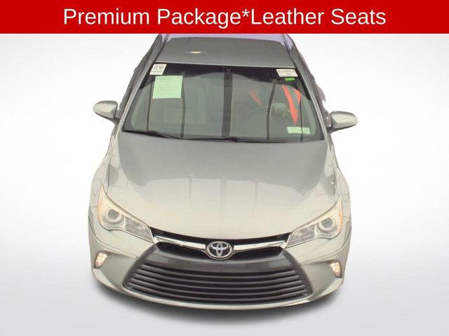 Used 2017 Toyota Camry XLE image 2