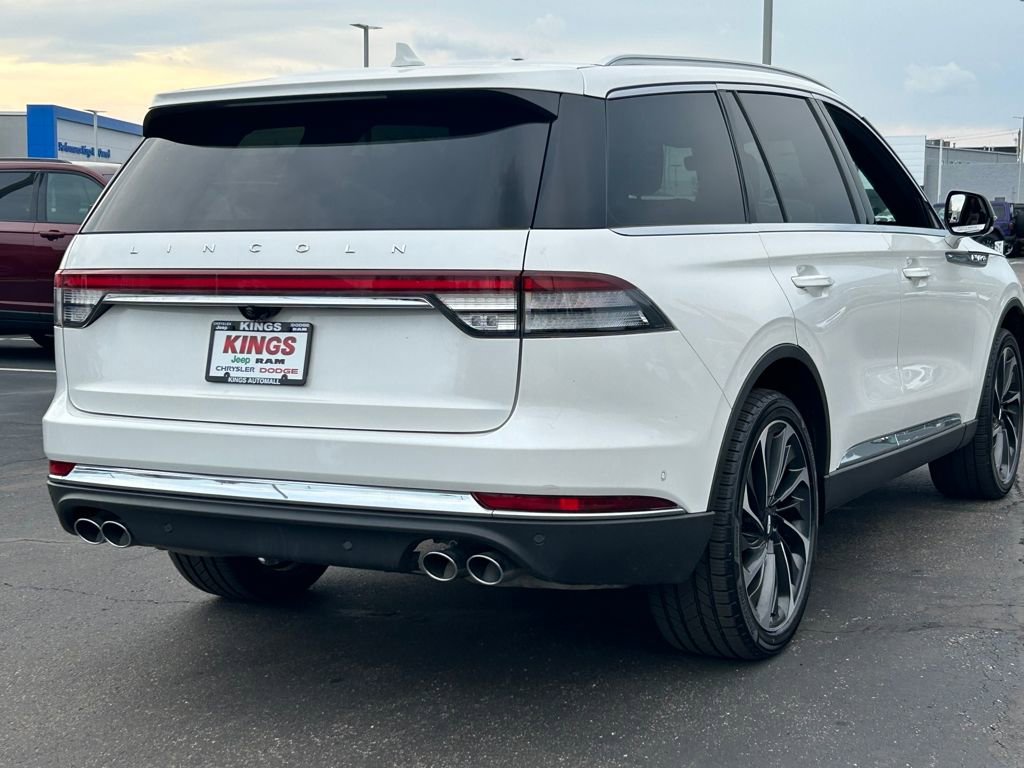 Used 2023 Lincoln Aviator Reserve w/ Equipment Group 201A image 7