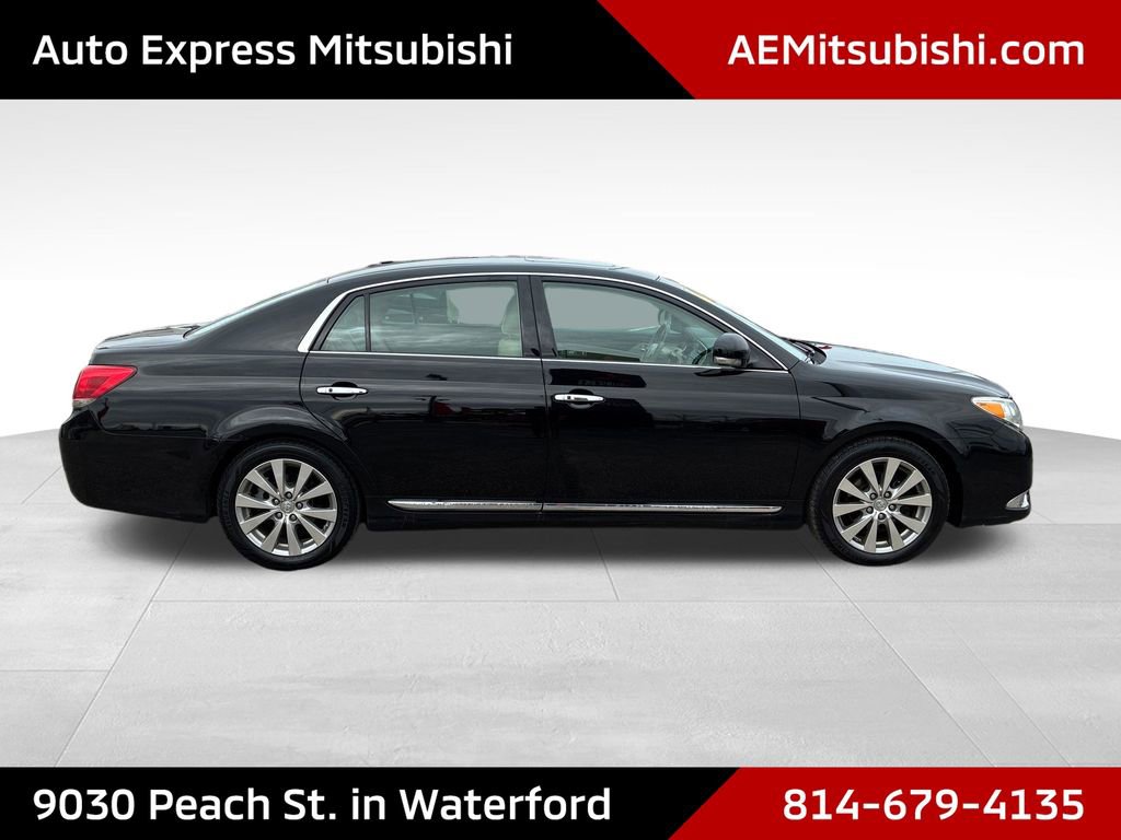 Used 2011 Toyota Avalon Limited image 8