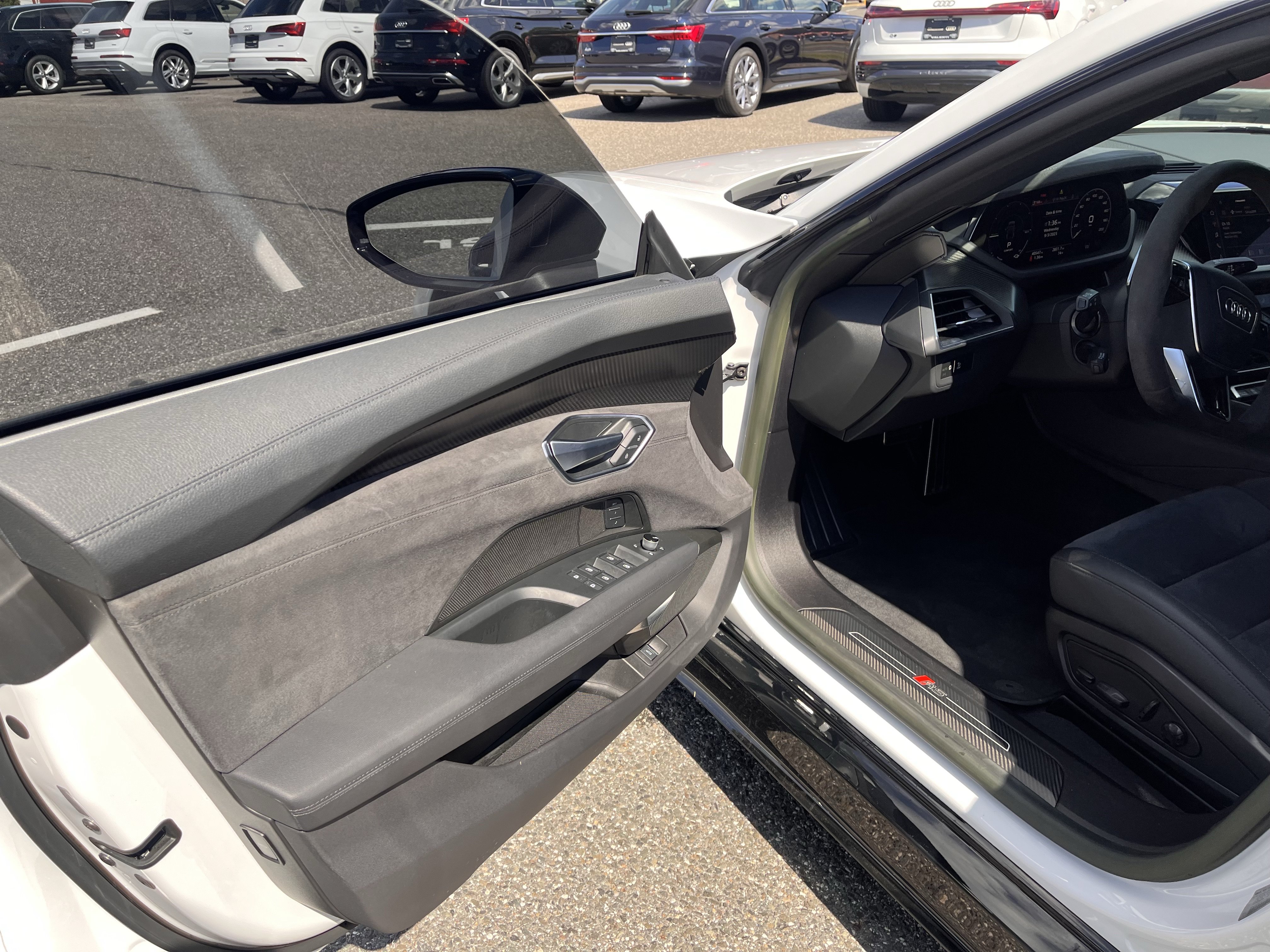 Certified 2023 Audi RS e-tron GT w/ Carbon Performance Package AWD/4WD image 7
