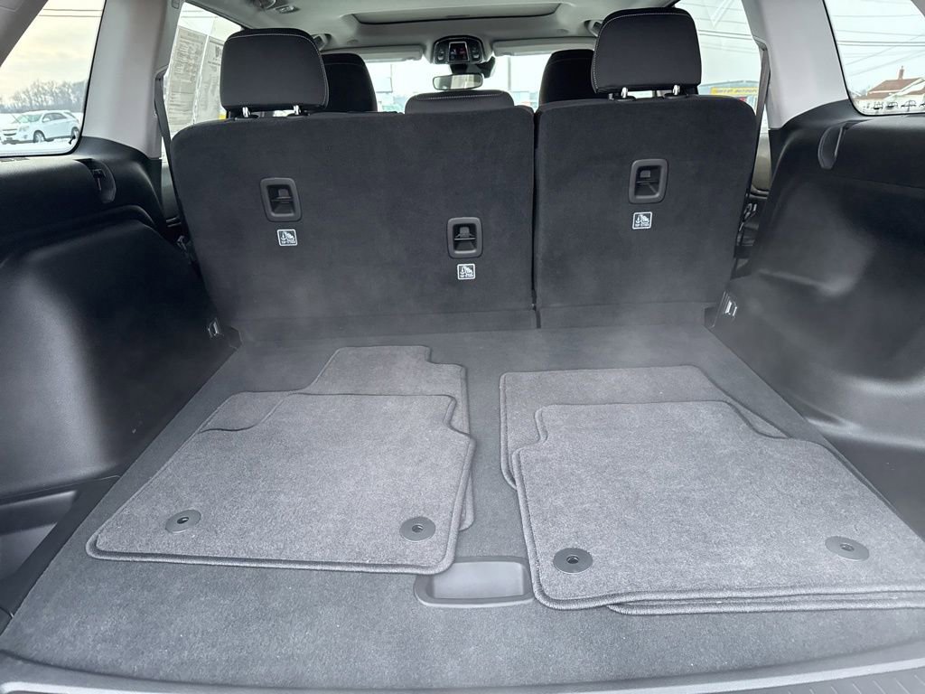 Used 2024 Jeep Grand Cherokee Laredo X image 37