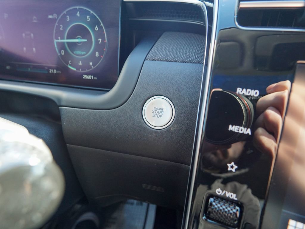 Used 2023 Hyundai Tucson SEL w/ Convenience Package image 23