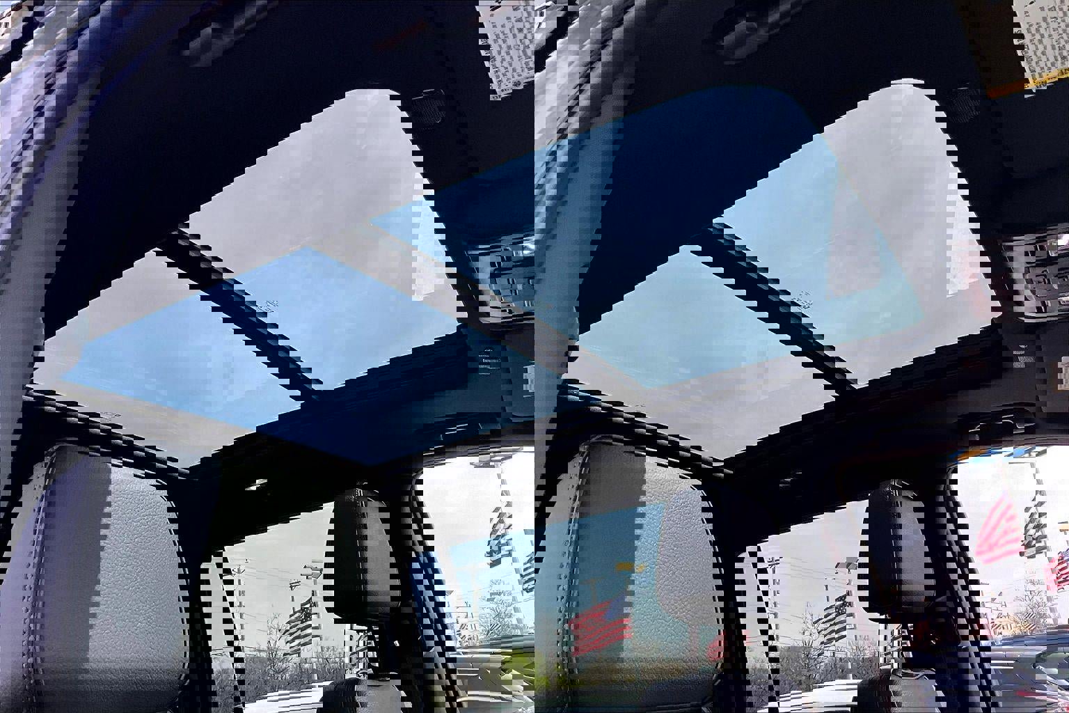 Used 2022 GMC Yukon XL Denali AWD/4WD image 27