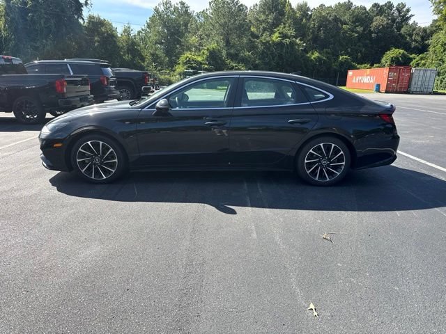 Used 2021 Hyundai Sonata Limited w/ Cargo Package FWD image 2