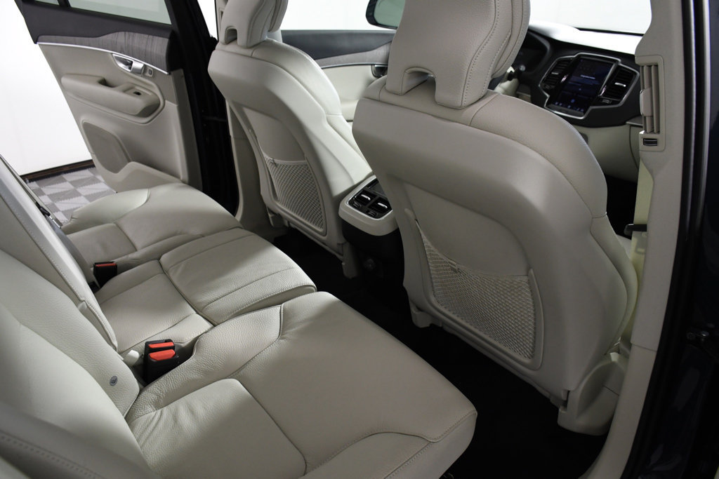 Used 2023 Volvo XC90 B5 Plus w/ Protection Package AWD/4WD image 22