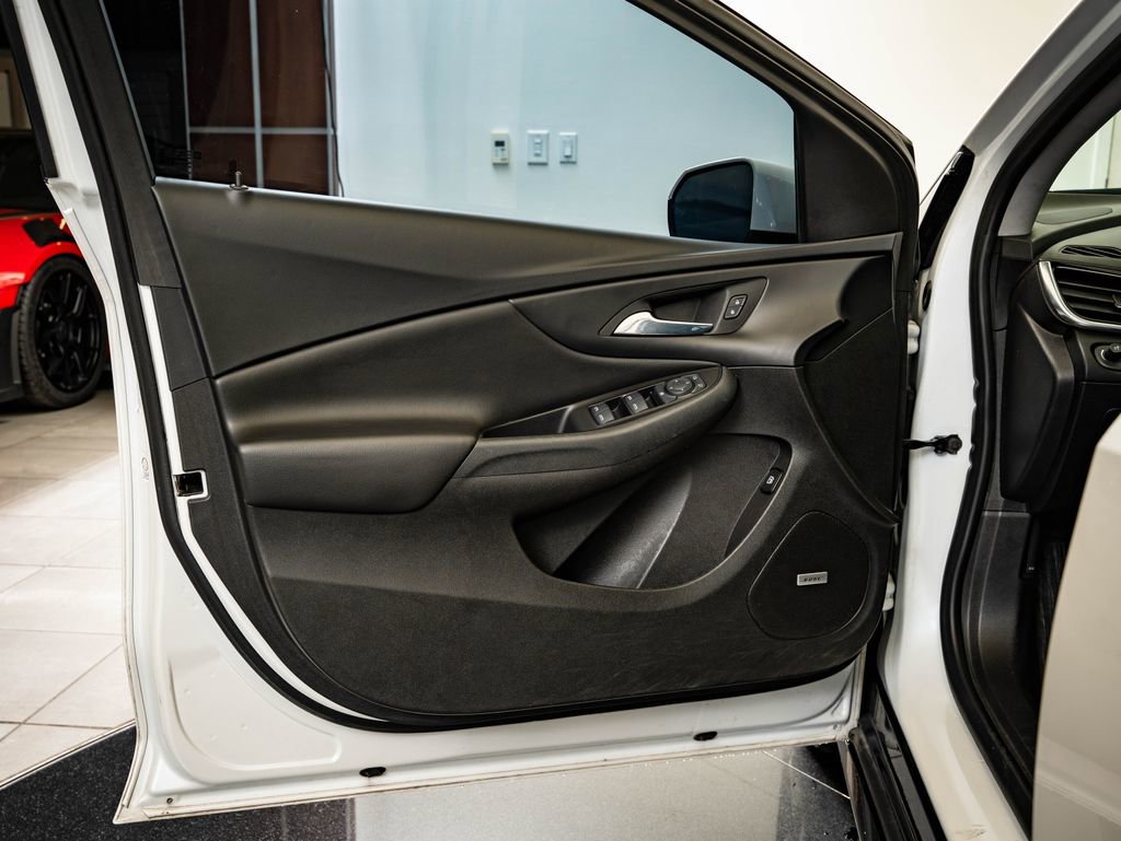 Used 2017 Chevrolet Volt Premier w/ Driver Confidence II Package FWD image 24