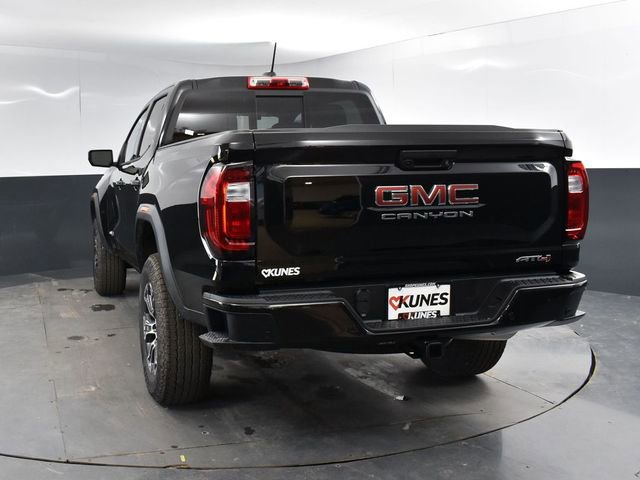 Used 2025 GMC Canyon AT4 image 7