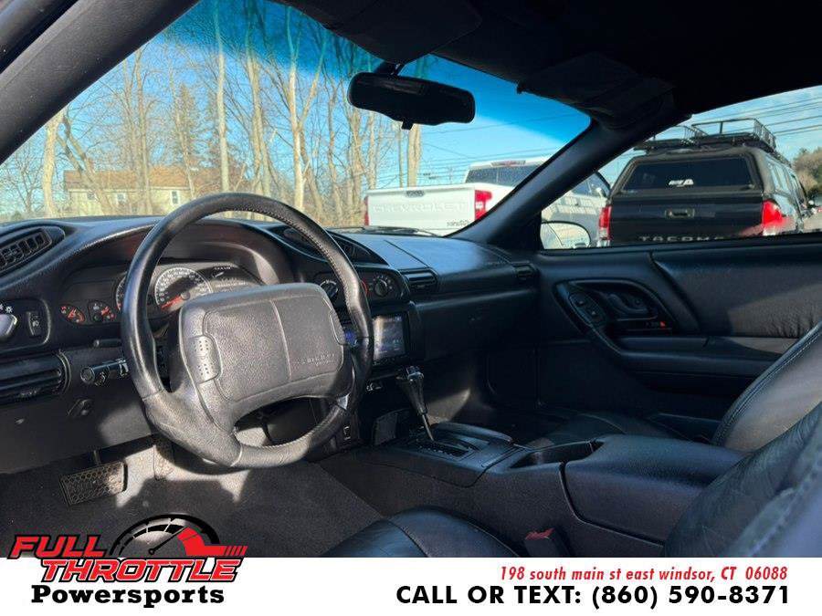 Used 1995 Chevrolet Camaro Z28 RWD image 11