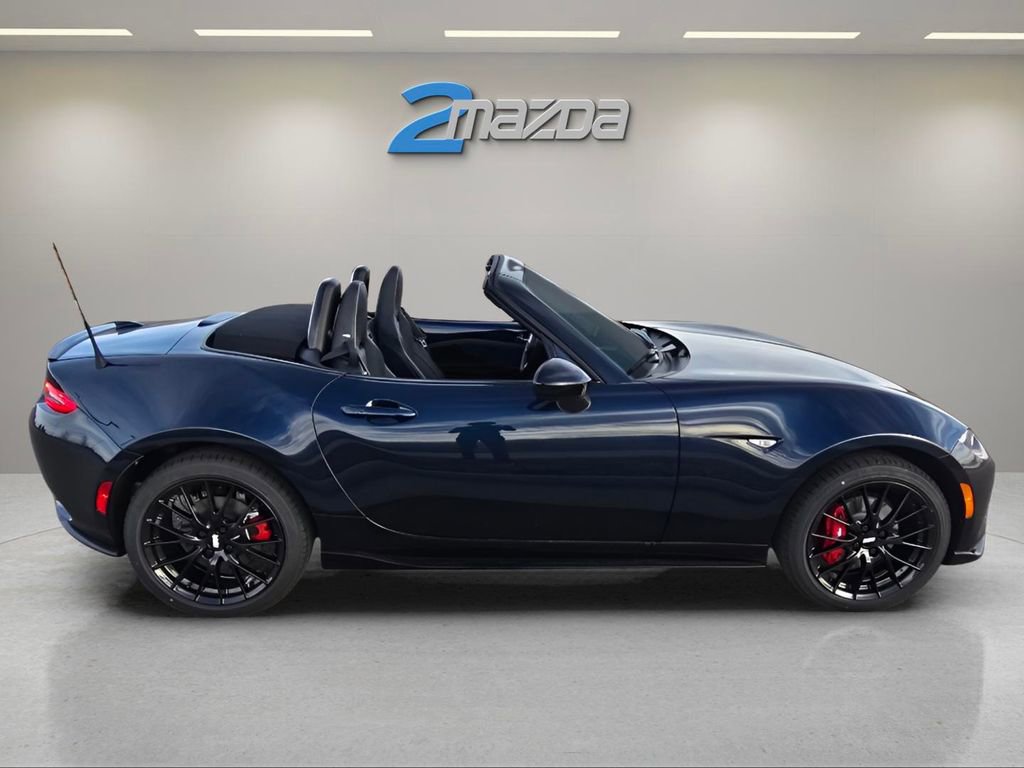 New 2025 MAZDA MX-5 Miata Club w/ Brembo/BBS Recaro Package image 7