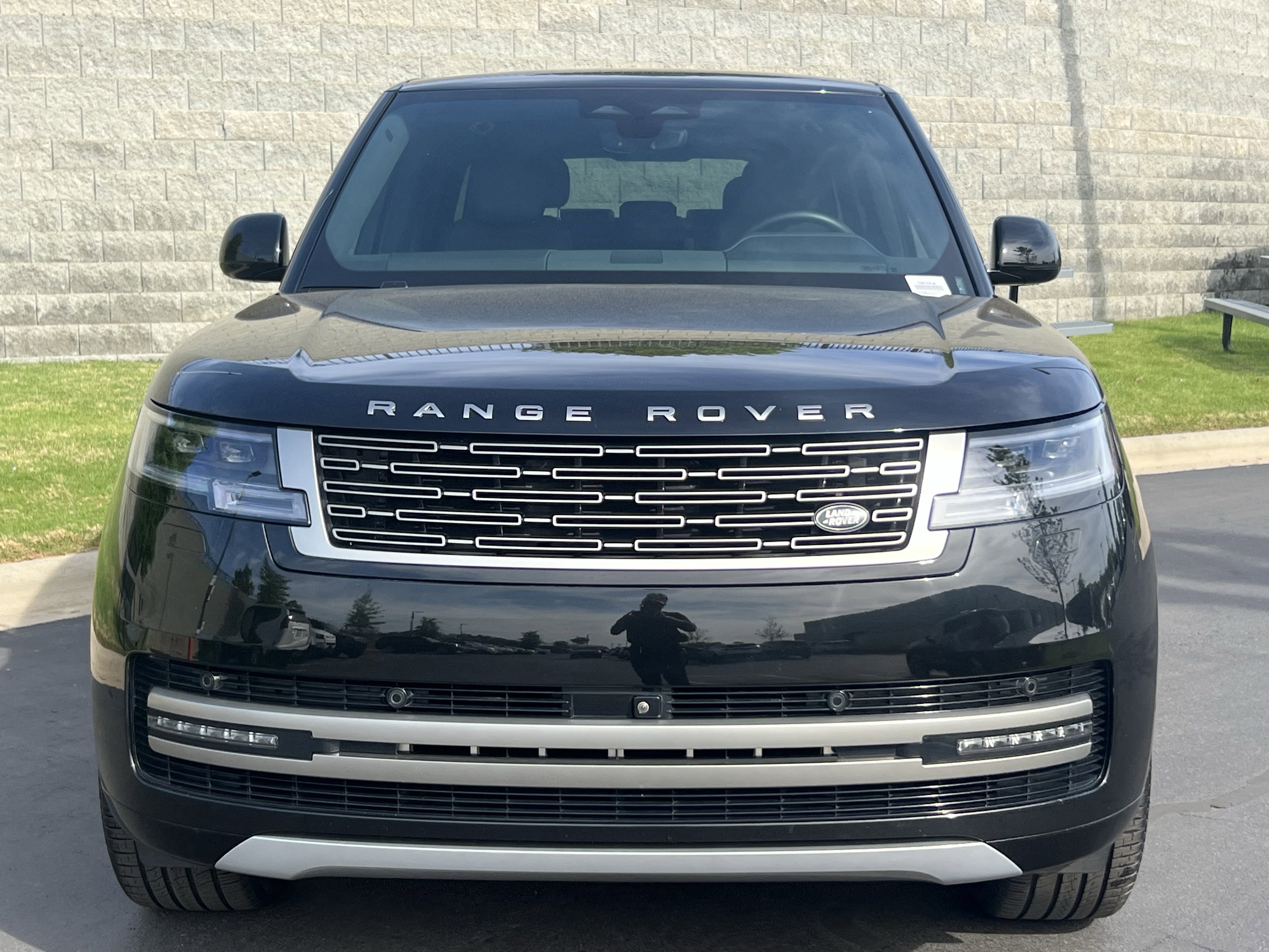 Certified 2024 Land Rover Range Rover Long Wheelbase SE image 10