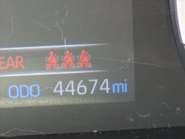 Used 2022 Toyota RAV4 XLE Premium AWD/4WD image 11