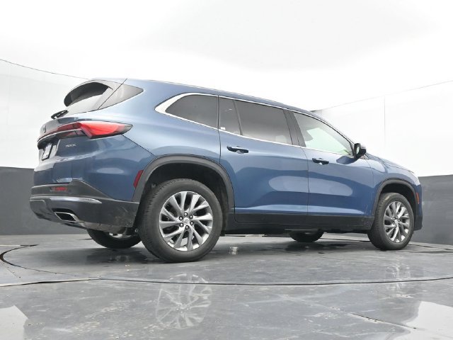 Used 2026 Buick Enclave Preferred AWD/4WD image 44