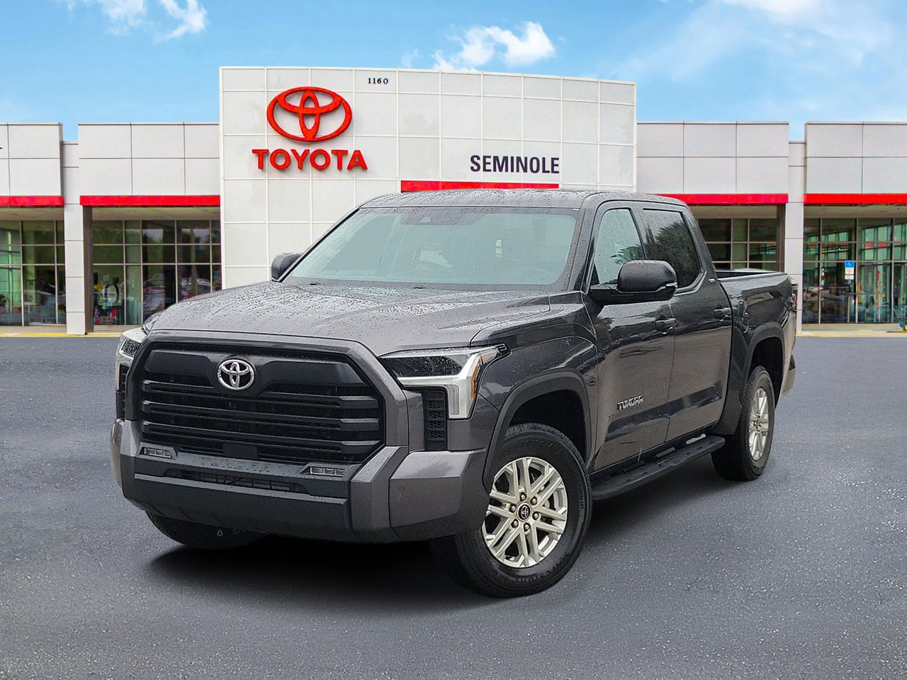 Used 2022 Toyota Tundra SR5 w/ SR5 Convenience Package