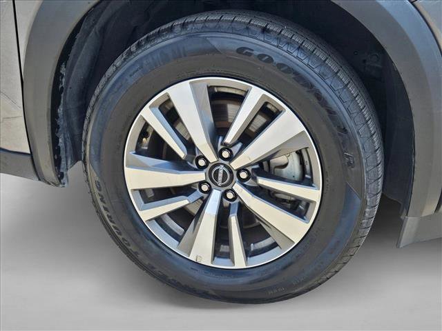Used 2025 Nissan Pathfinder SL AWD/4WD image 23