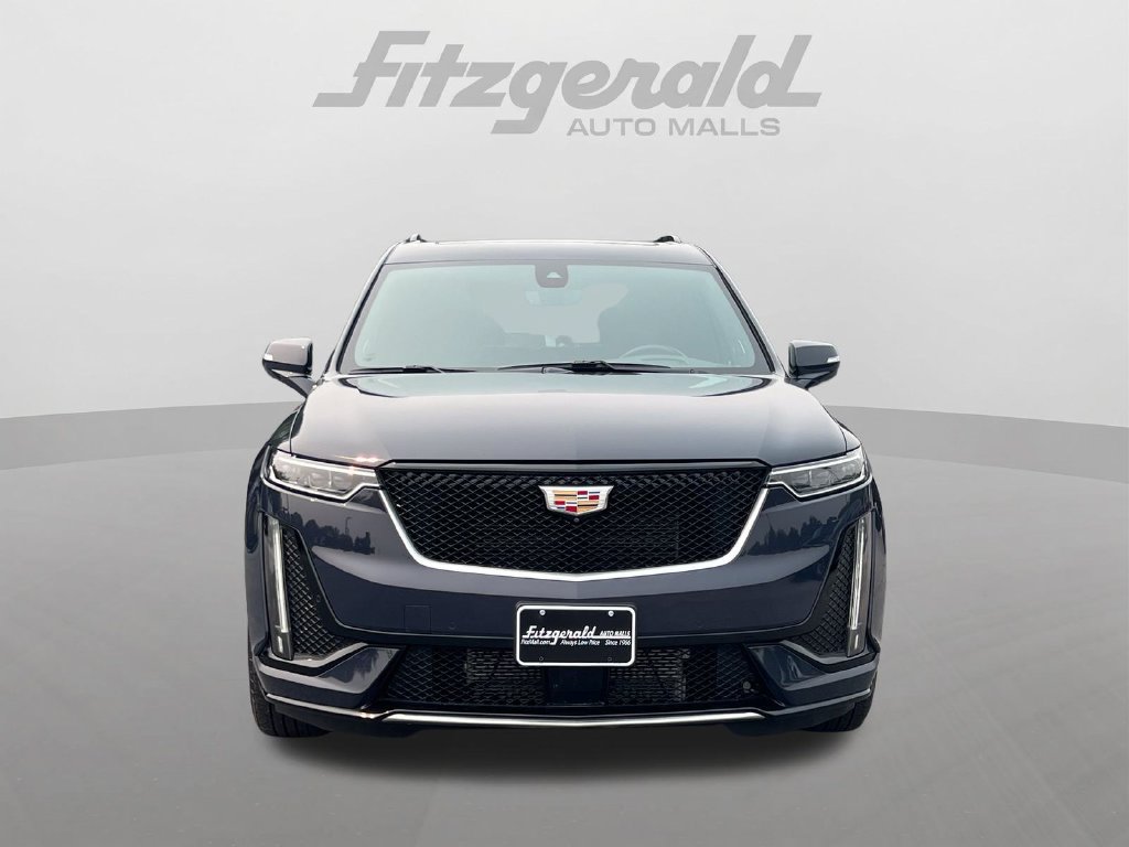 Used 2024 Cadillac XT6 Sport w/ Platinum Package AWD/4WD image 6