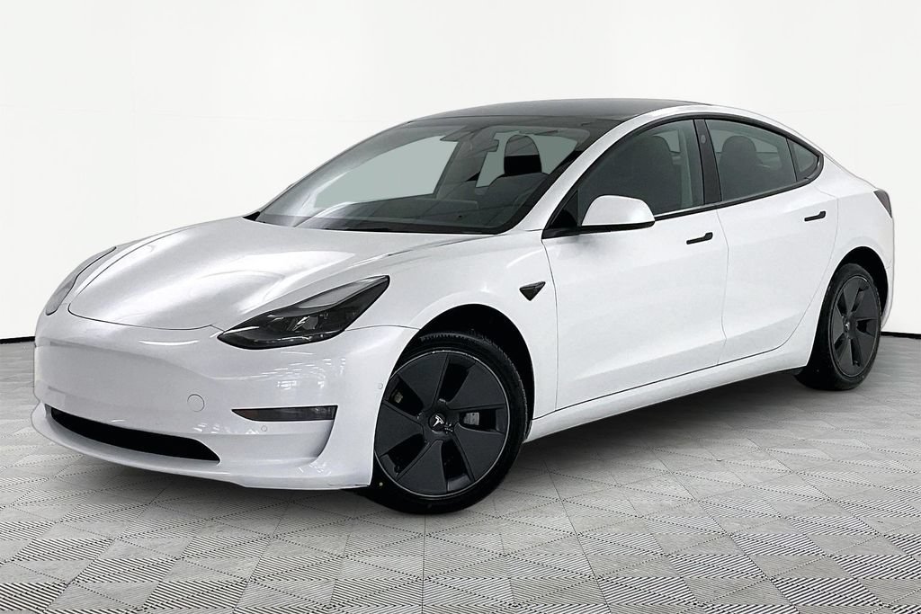 Used 2022 Tesla Model 3 Long Range AWD/4WD image 3