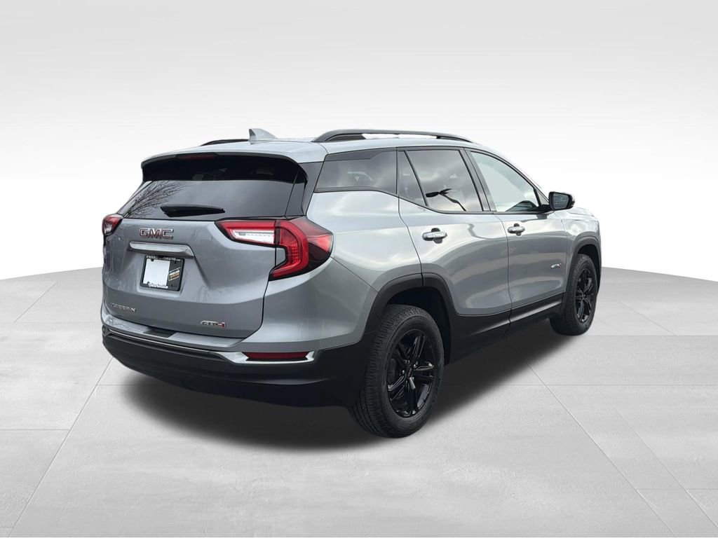 Used 2023 GMC Terrain AT4 AWD/4WD video 3