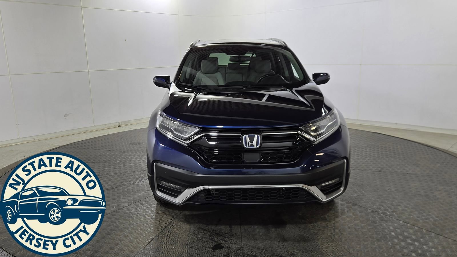 Used 2021 Honda CR-V Touring image 2