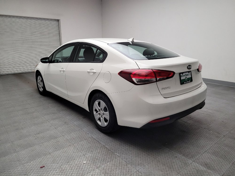 Used 2018 Kia Forte LX FWD image 5