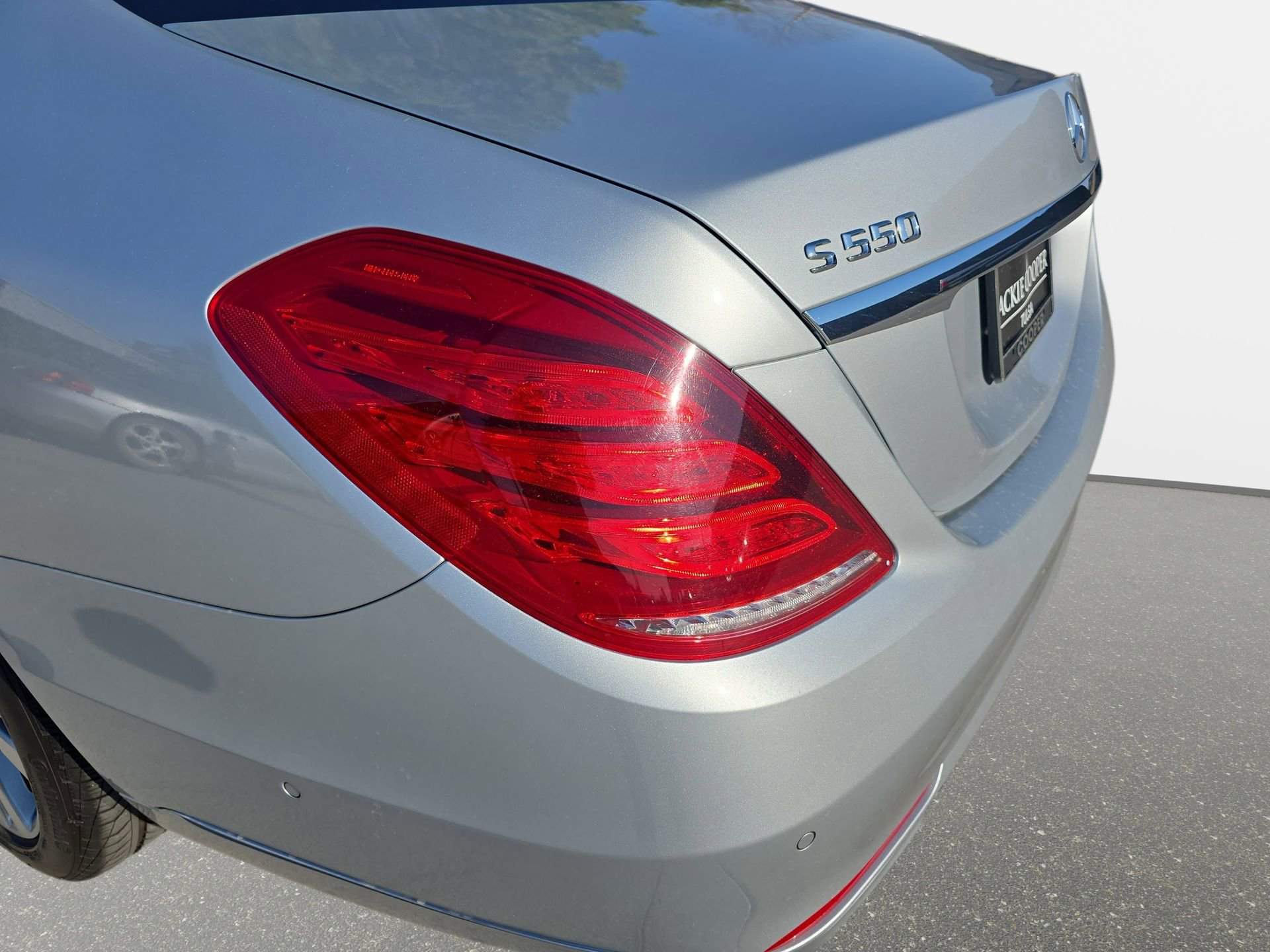 Used 2015 Mercedes-Benz S 550 4MATIC Sedan image 33