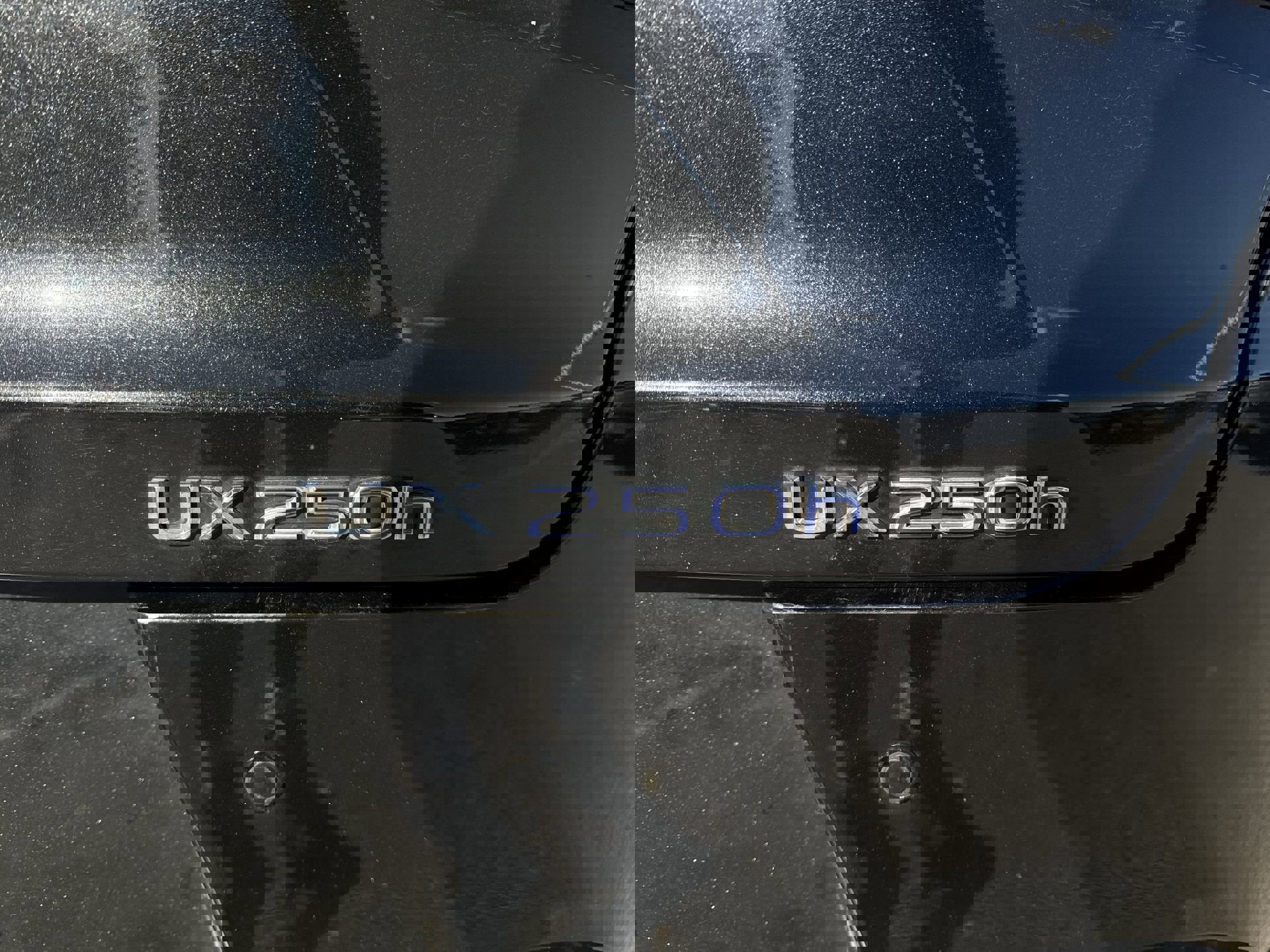 Used 2019 Lexus UX 250h image 33