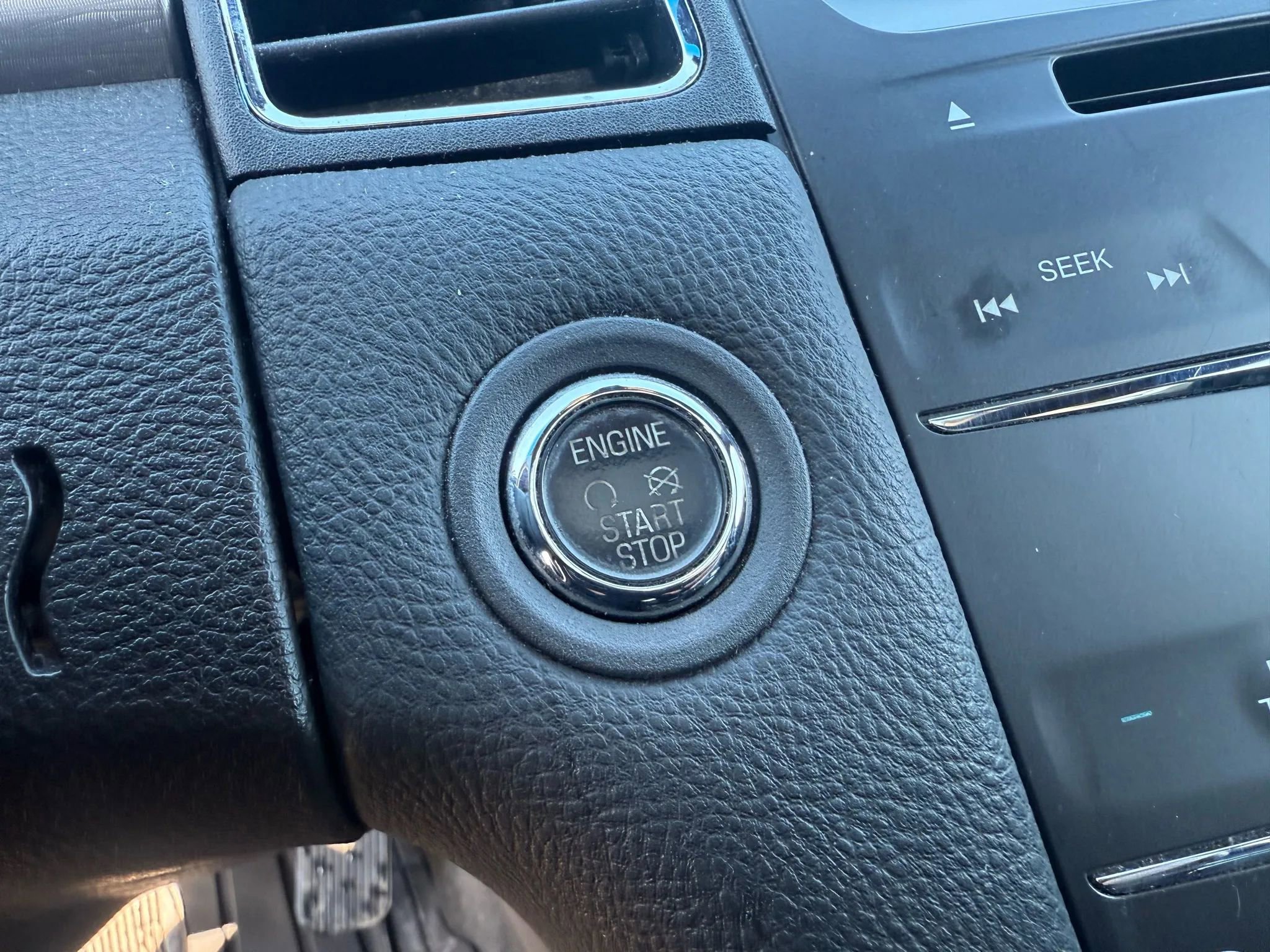 Used 2016 Ford Taurus SEL w/ Equipment Group 201A image 23