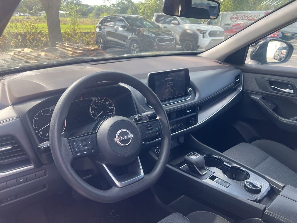 Used 2023 Nissan Rogue SV AWD/4WD image 9