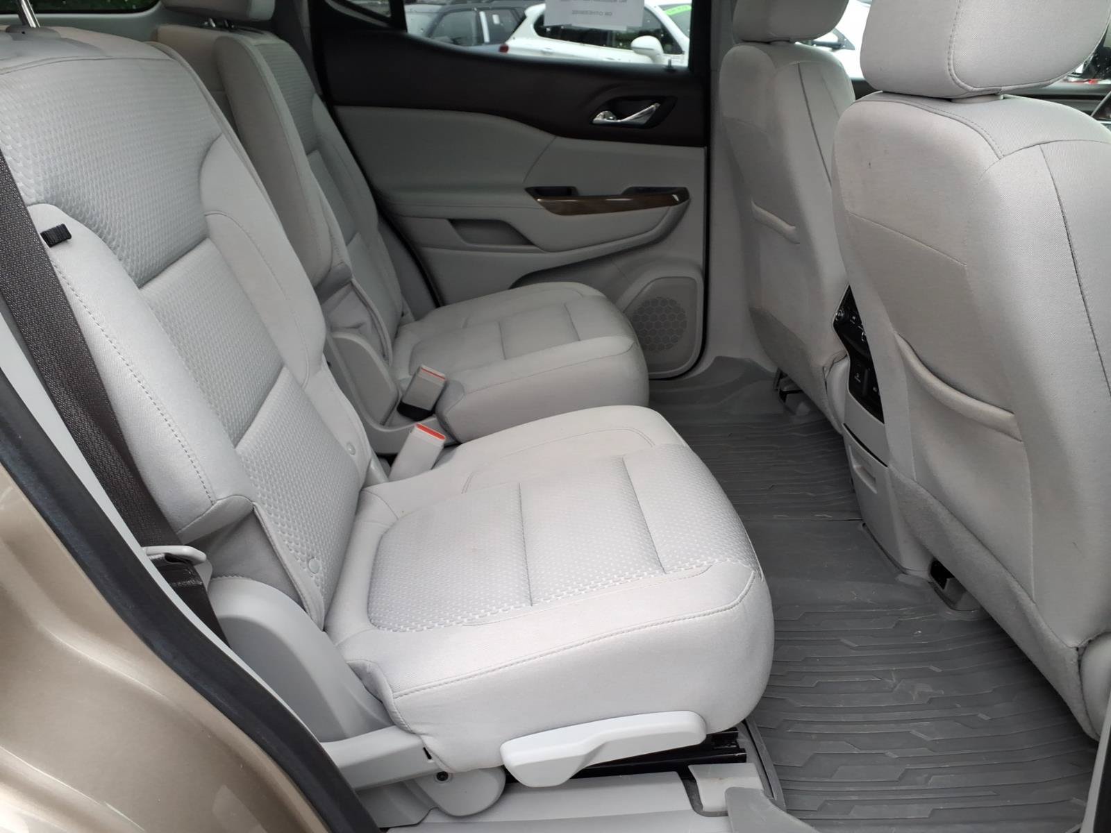 Used 2022 GMC Acadia SLE w/ Driver Convenience Package AWD/4WD image 27