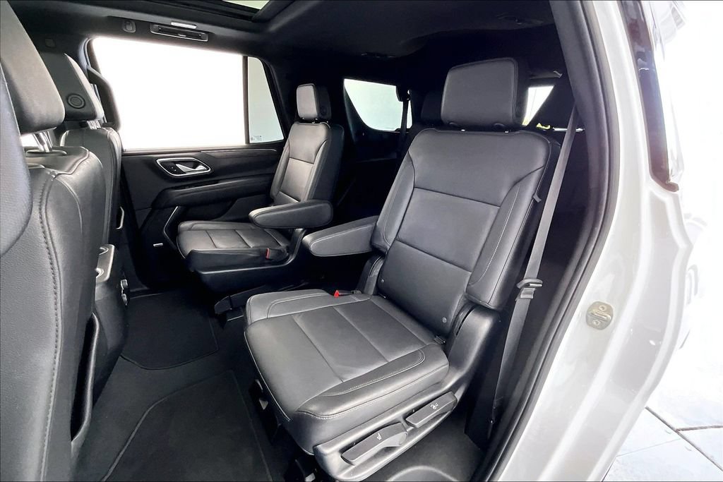 Used 2022 Chevrolet Tahoe LT w/ Luxury Package AWD/4WD image 34