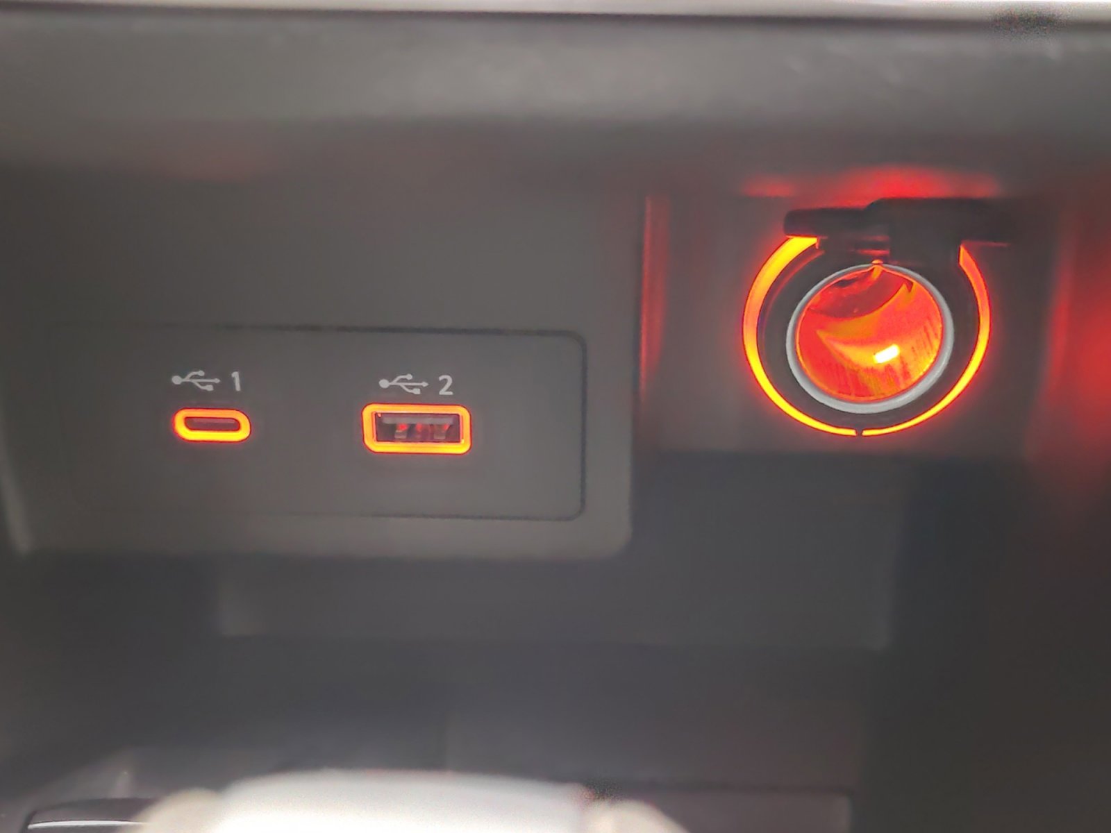 Used 2023 Nissan Kicks SV image 21