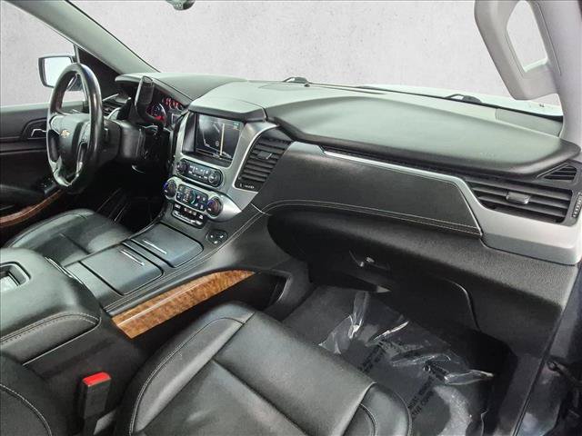 Used 2019 Chevrolet Suburban Premier AWD/4WD image 26