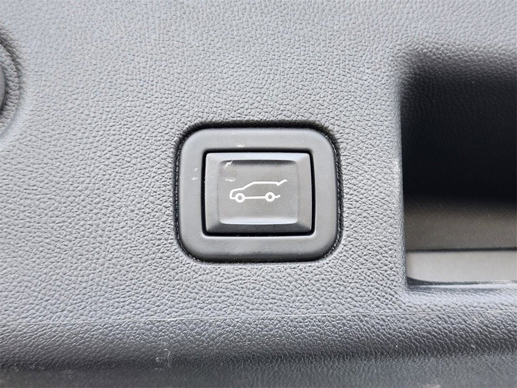 Used 2022 Chevrolet Equinox RS image 30