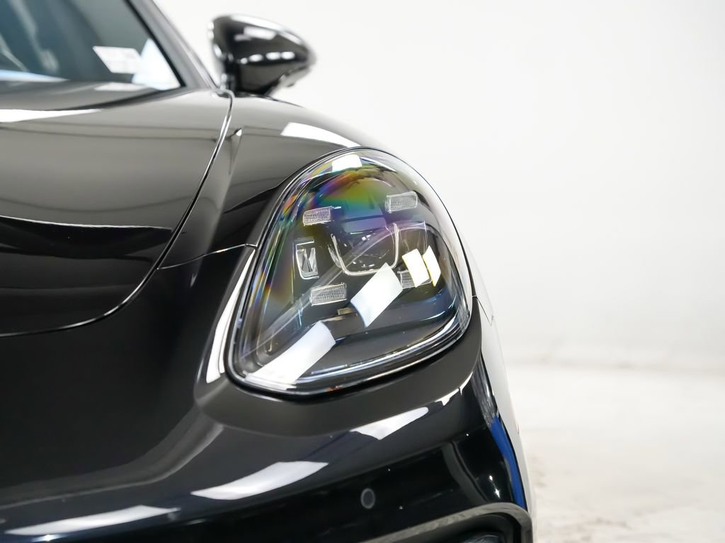 Certified 2022 Porsche Panamera 4 Executive image 7