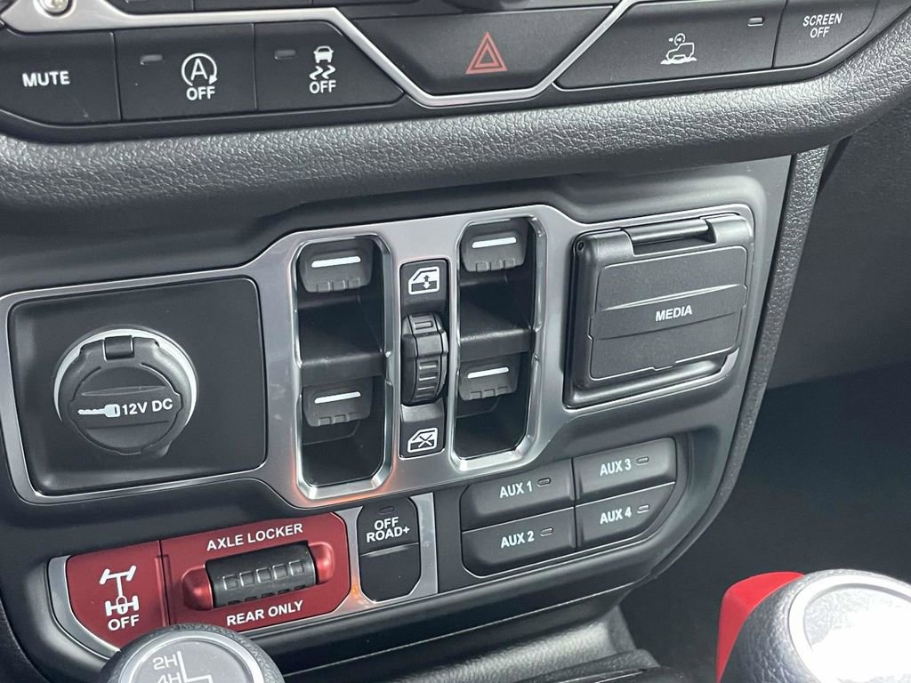 New 2025 Jeep Wrangler Unlimited Sport image 37