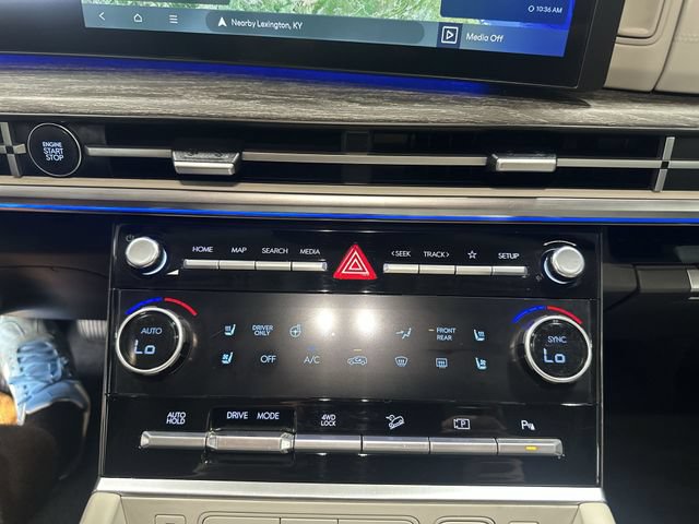 Used 2025 Hyundai Santa Fe Calligraphy AWD/4WD image 21