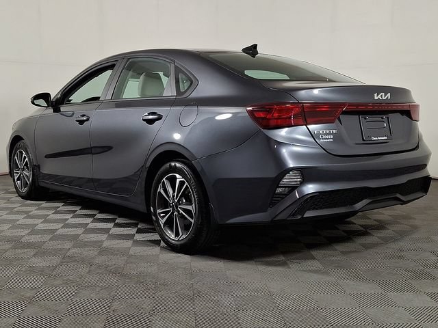 Used 2023 Kia Forte LXS w/ LXS Technology Package FWD image 7