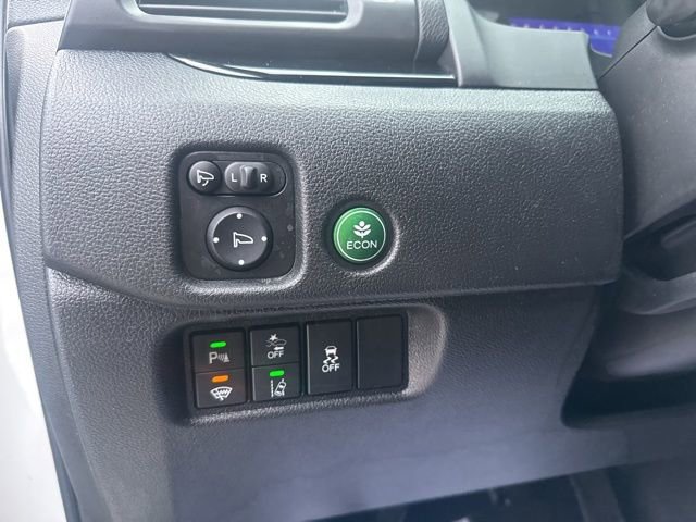 Used 2022 Honda Pilot Touring image 17